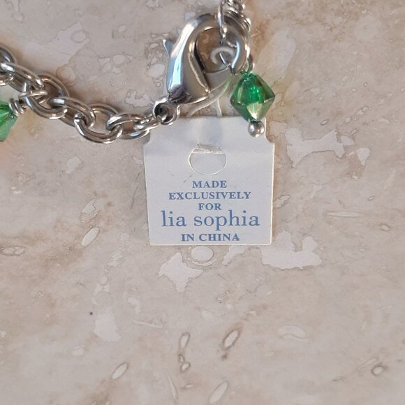 Lia Sophia NWT Red & Green Dangle Holiday Christmas Style Silver Charm Bracelet - Picture 5 of 7